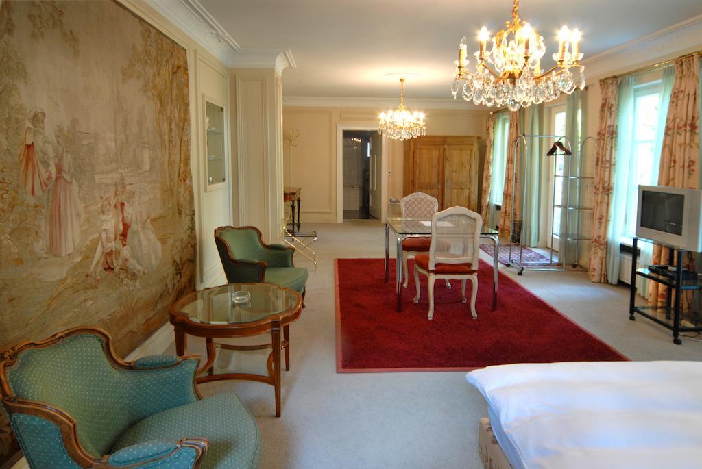 Hotel Buerger Palais アンスバッハ 部屋 写真